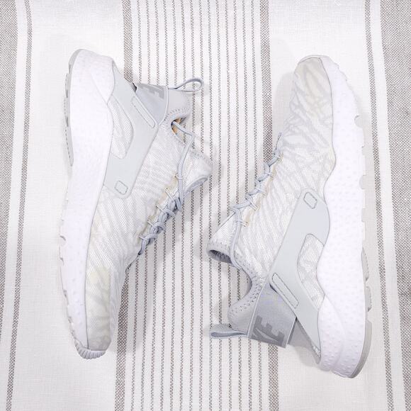 Nike Shoes - Nike White Athletic Running Shoes